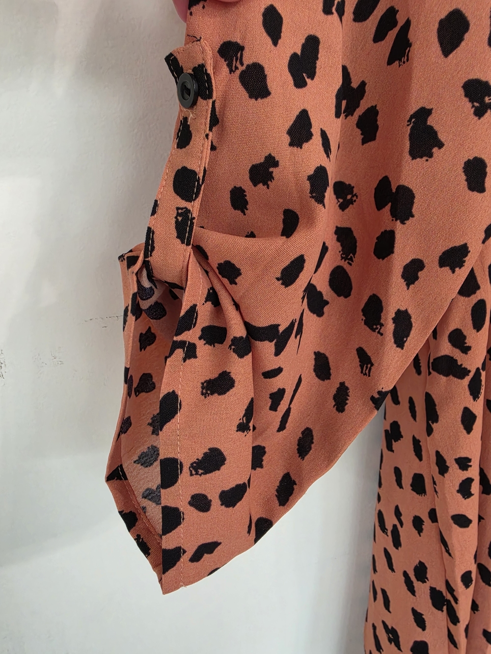 white birch Peach Animal Print V-Neck Tunic - Size Large - Picture 4 of 5